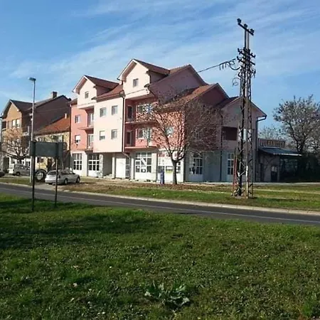 A3 Small Cute Single Apartment Pancevo